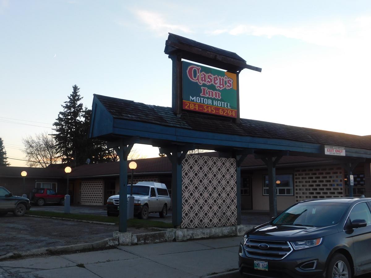 Casey'S Inn Lac du Bonnet Eksteriør billede